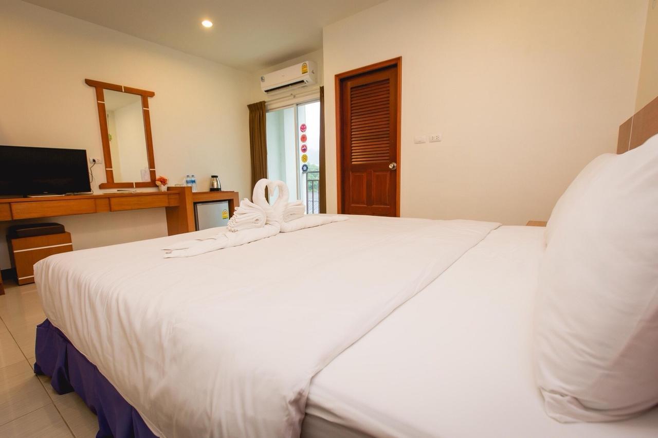 Fulla Place Patong Dış mekan fotoğraf