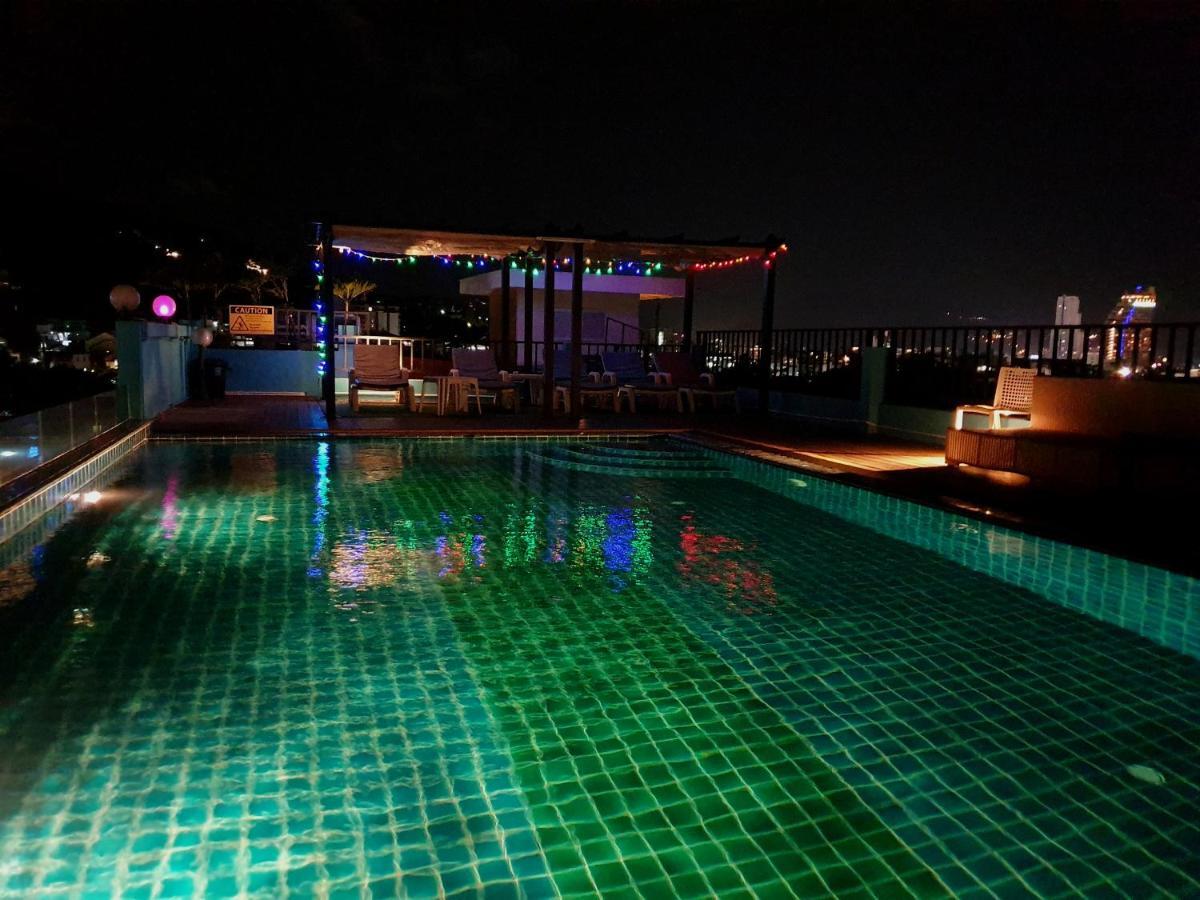 Fulla Place Patong Dış mekan fotoğraf