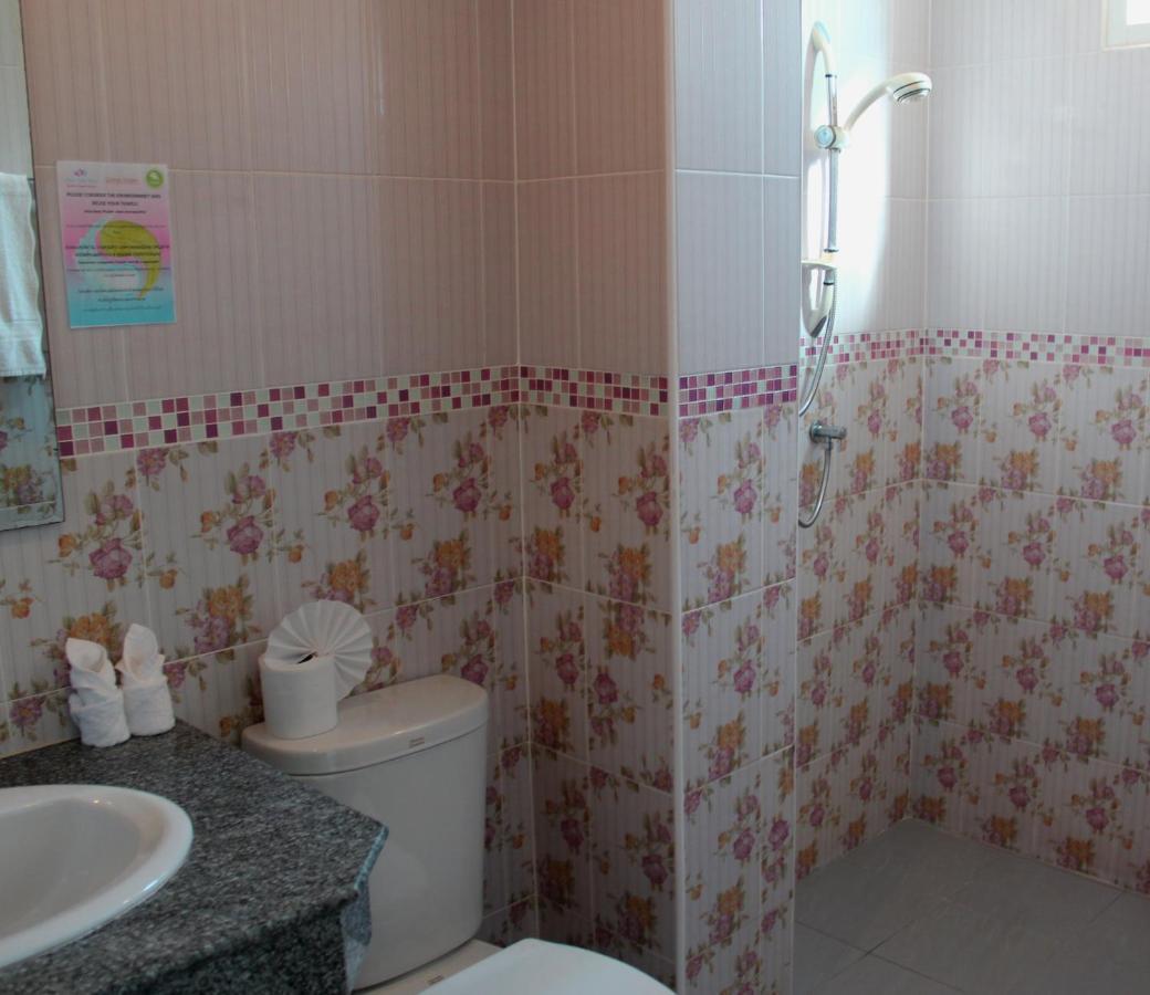 Fulla Place Patong Dış mekan fotoğraf